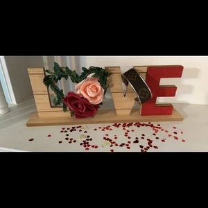 Earrings, box, bracelet